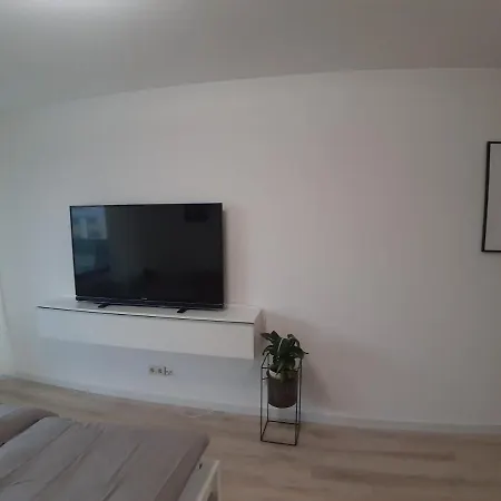 Apartment Haubenschloss *